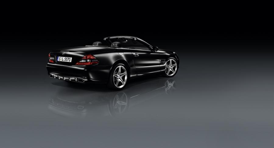  Mercedes-Benz SL-Class Night Edition 2010 года  (фото 2 из 3)